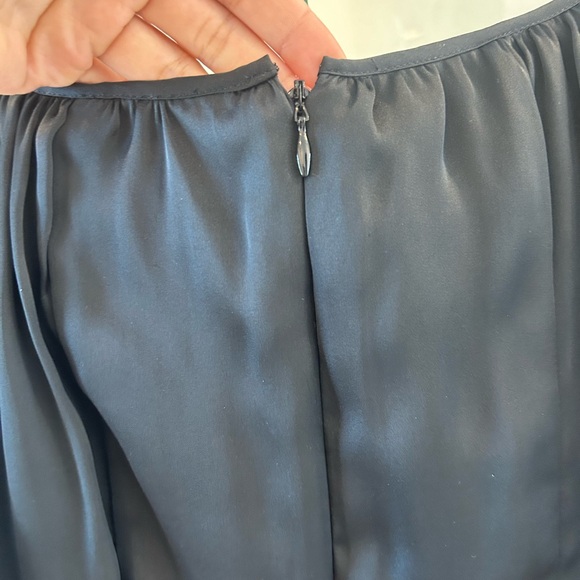 BCBG satin dress size 2 NWOT - Picture 5 of 7